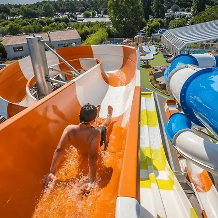 キャンプ場 - Parc Aquatique - Ccag00b *