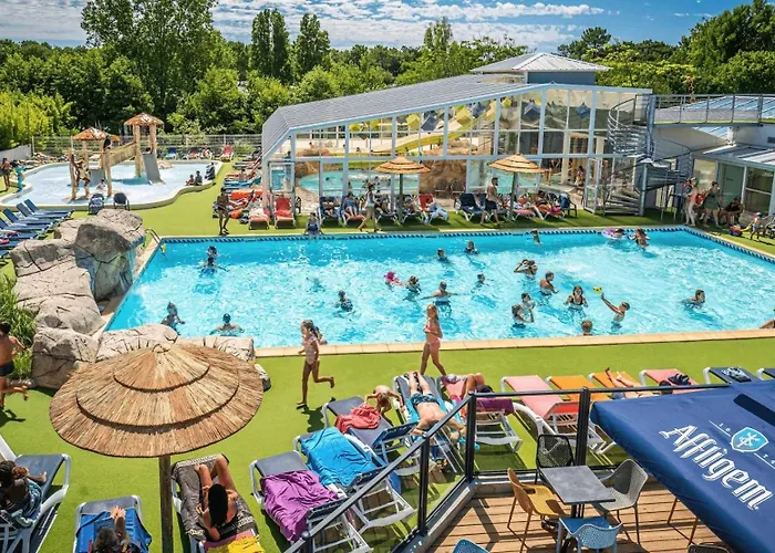 - Parc Aquatique - Ccag00b * Saint-Jean-dʼOrbetiers